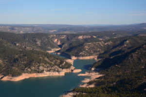 approaching Requena